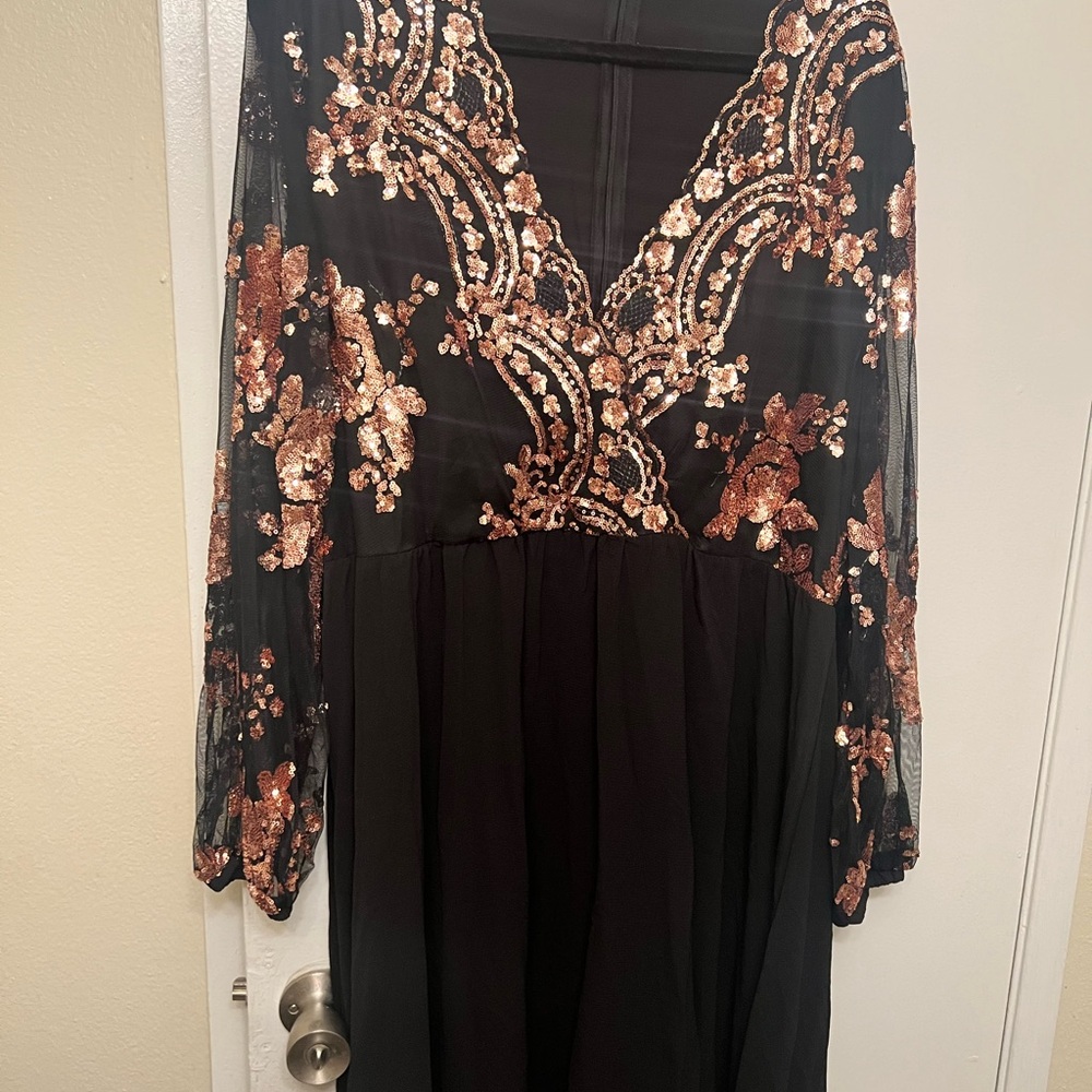 Elegant Black and Rose Gold Sequin Dress